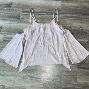 NWT Wishlist Apparel Blush Cold Shoulder Top